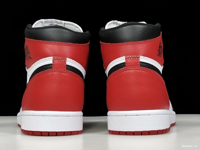 1 Toe Black 555088-125 Air Jordan 1013